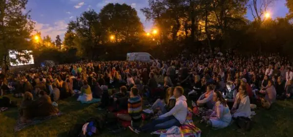 Multifunkční prostor letního kina