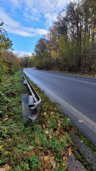 Obnovení pěší cesty z Bořislavky do Šáreckého údolí – na Jenerálku.