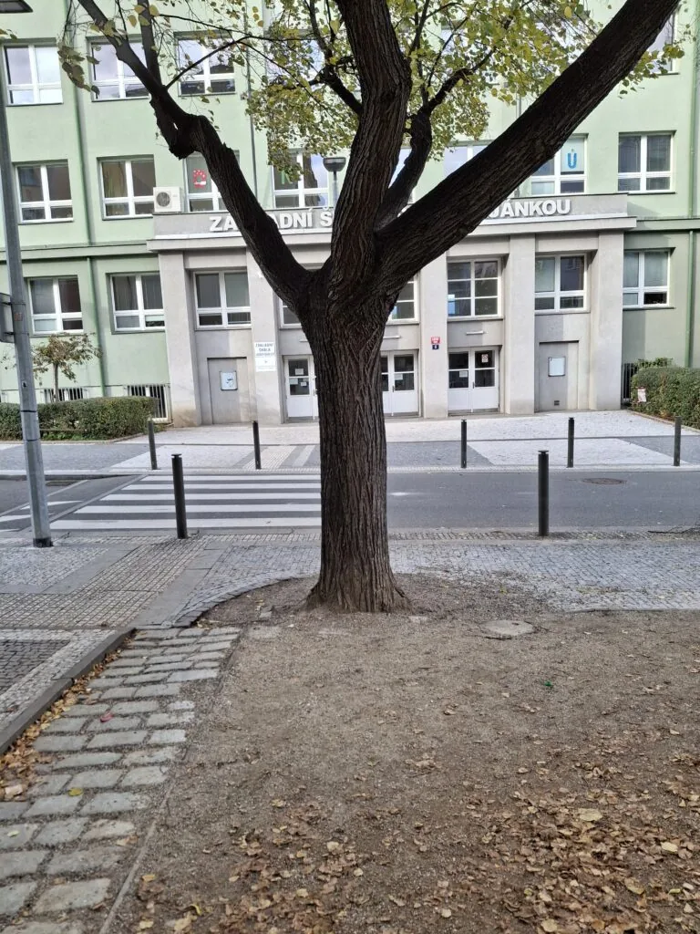 💧 NA ZDRAVÍ. Břevnovské veřejné pítko  nejen pro školáky.