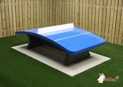 TEQBALLOVÝ A PINGPONGOVÝ STŮL NA HŘIŠTĚ BABA