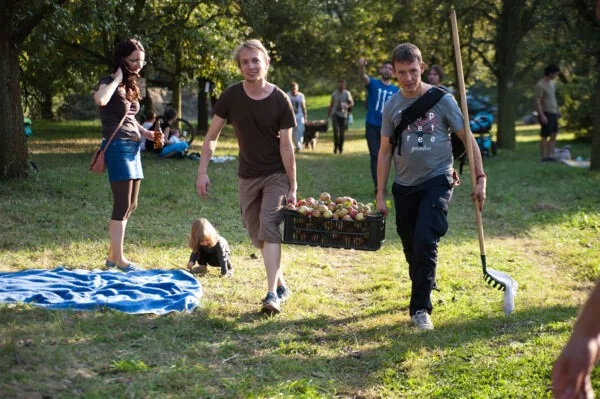 Komunitní moštárna ve Vokovicích