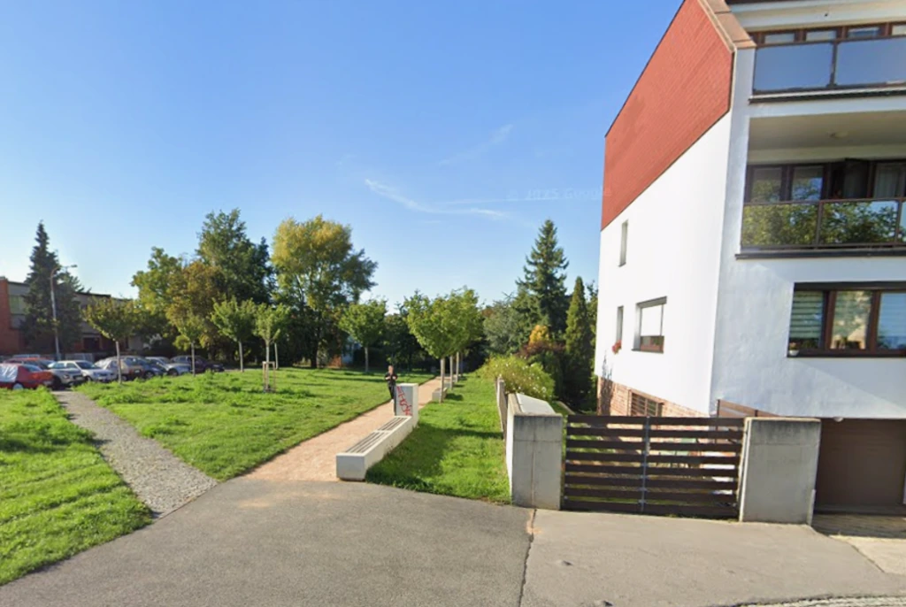 DRÁHA NA PETANQUE NA BABĚ